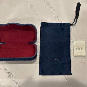 New Gucci Sunglass/Eyeglass Case Blue Velvet Clamshell